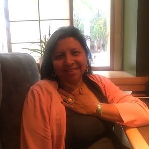 Meet your Posher, Sandra